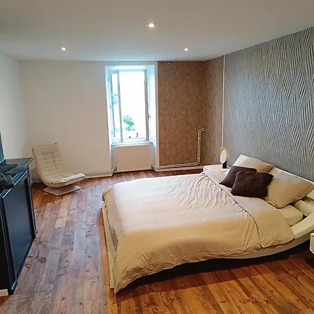 La Ferme - Domaine Monbel *