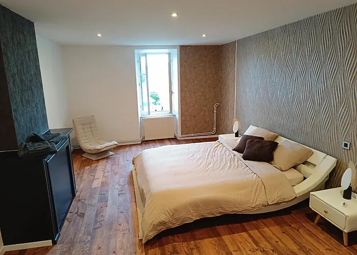 La Ferme - Domaine Monbel *